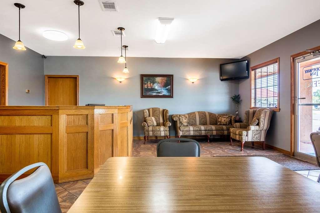 Rodeway Inn Broken Bow-Hochatown Interior foto